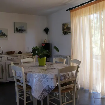 Dom wakacyjny Holiday With Swimming Pool - Gorges Du Verdon